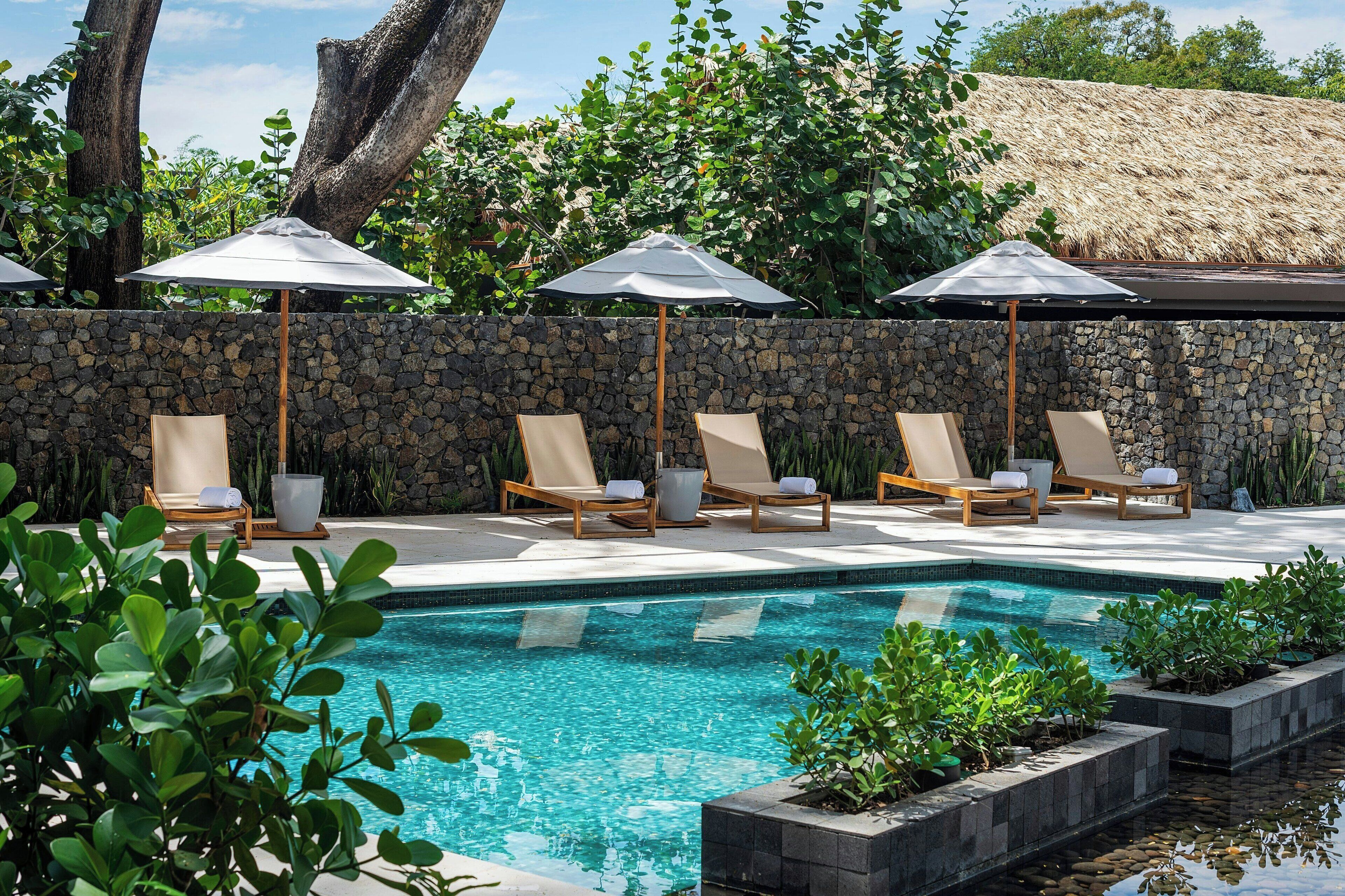 outdoor pool, pool cabanas (surcharge)