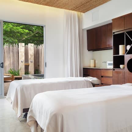 Sauna, body treatments, aromatherapy, body wraps, body scrubs, facials