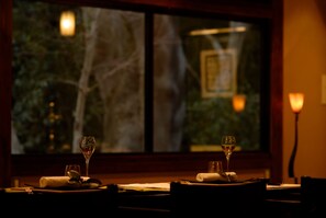 Breakfast, lunch, dinner served; Fusion cuisine - Arimasansoh Goshobessho (Kobe)