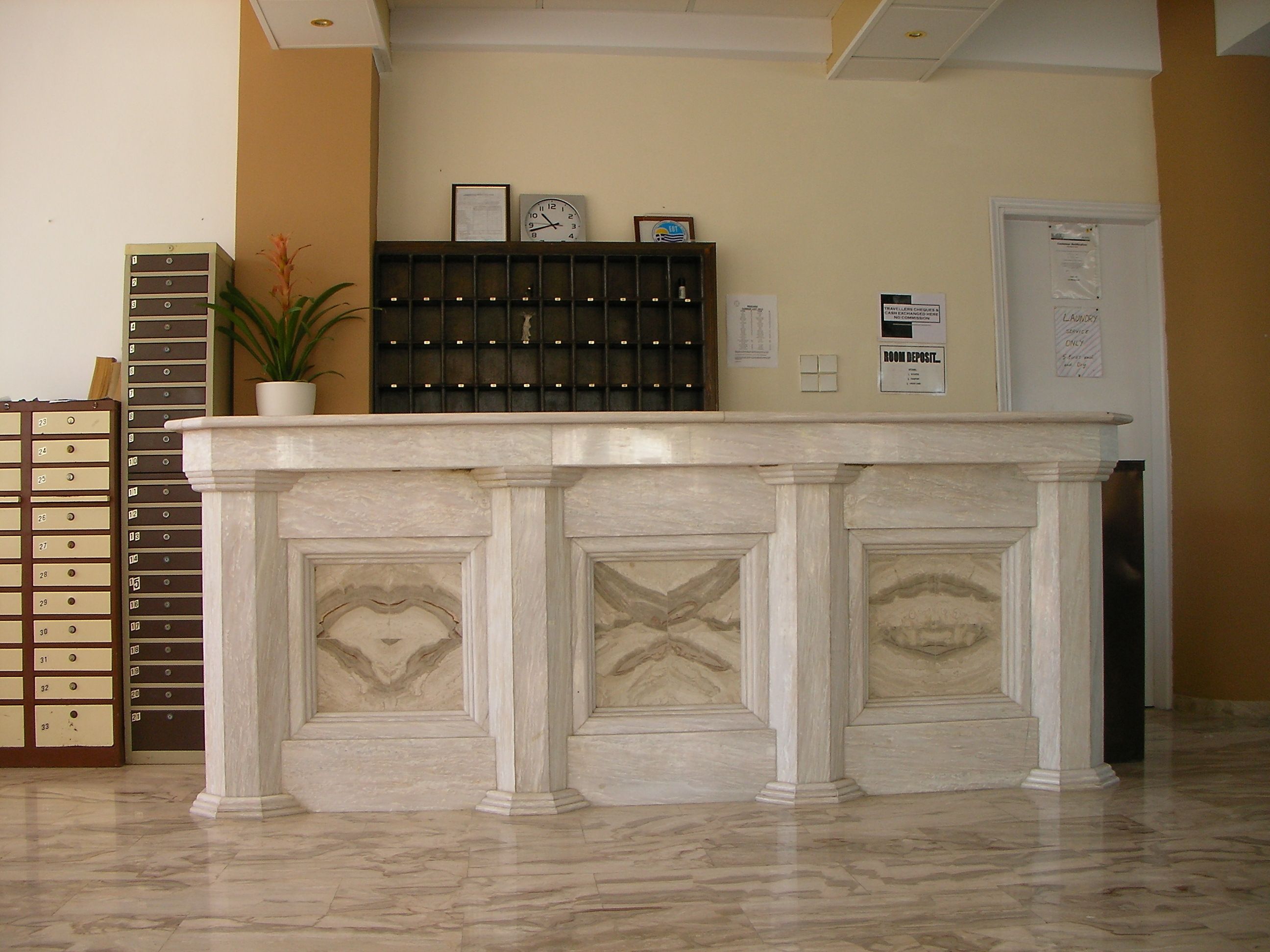 Photo - Mariana Hotel