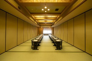 Ballroom - Hotel Miyarikyu (Hatsukaichi)