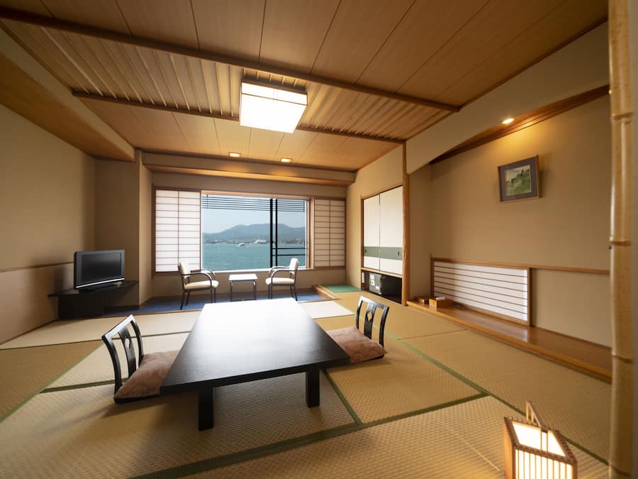 Habitación tradicional, para no fumadores, vista al océano (Japanese Style) | Caja de seguridad en la habitación, wifi gratis y ropa de cama