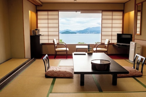 Hotel Miyarikyu