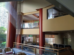 Interior entrance - Hotel Miyarikyu (Hatsukaichi)