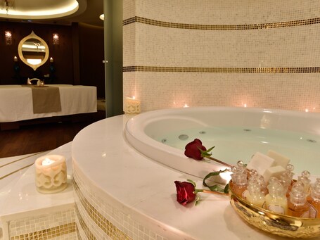 CVK Park Bosphorus Hotel Istanbul - Image 18