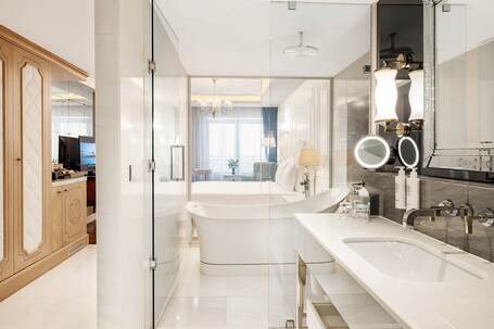 CVK Park Bosphorus Hotel Istanbul - Image 64