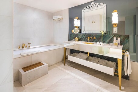 CVK Park Bosphorus Hotel Istanbul - Image 100