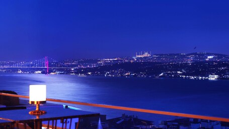 CVK Park Bosphorus Hotel Istanbul - Image 11
