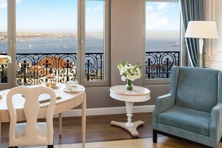 CVK Park Bosphorus Hotel Istanbul - Image 3