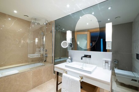 CVK Park Bosphorus Hotel Istanbul - Image 88