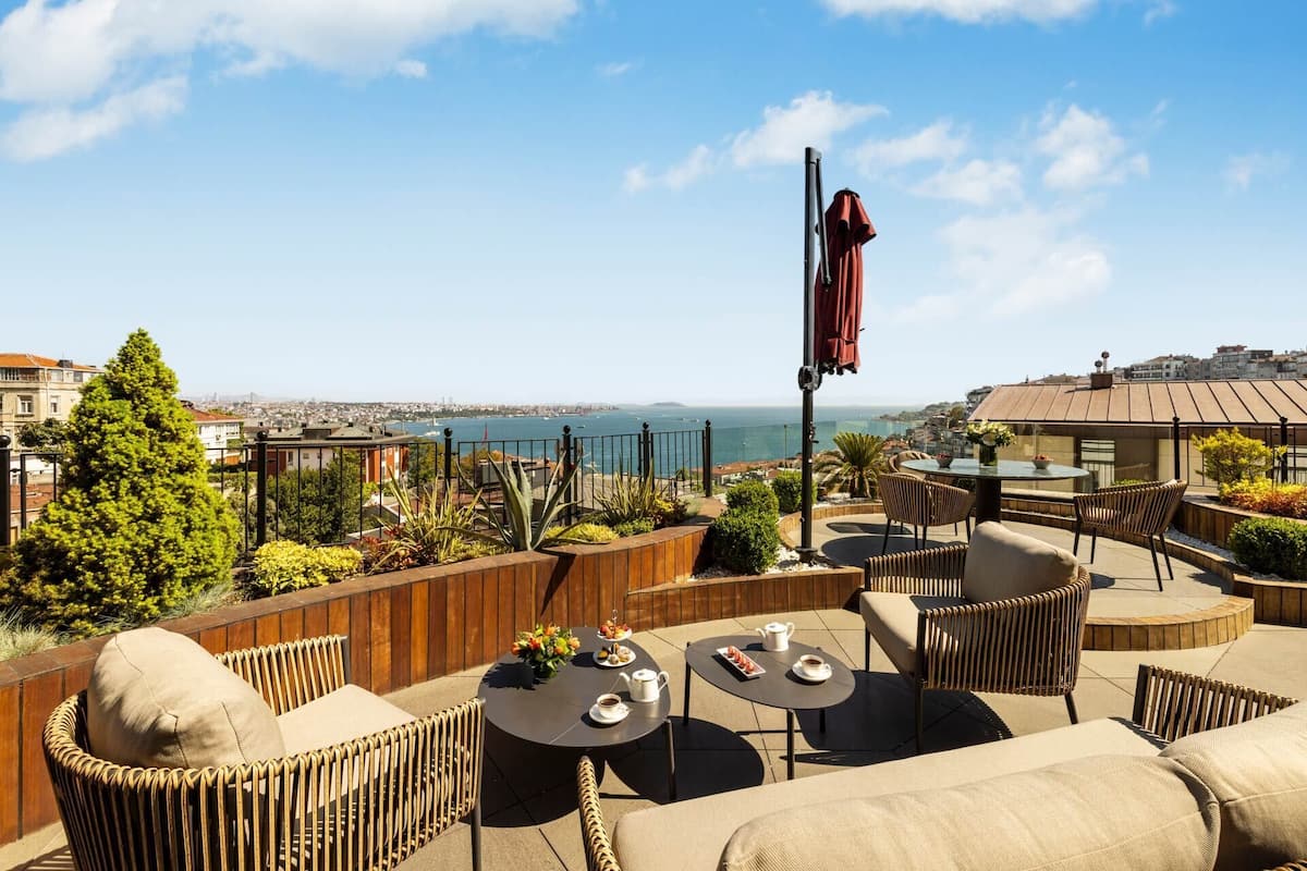 Park Bosphorus Three Bedroom Residence with Bosphorus Terrace | Terrazza/patio
