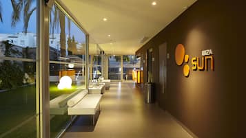 Sala de estar en el lobby