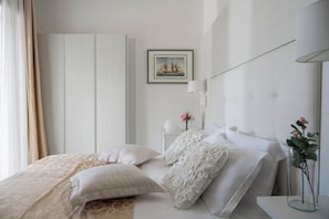 Classic Double or Twin Room | In-room safe, soundproofing, free WiFi, bed sheets - Hotel Ca' Bianca (Riccione)
