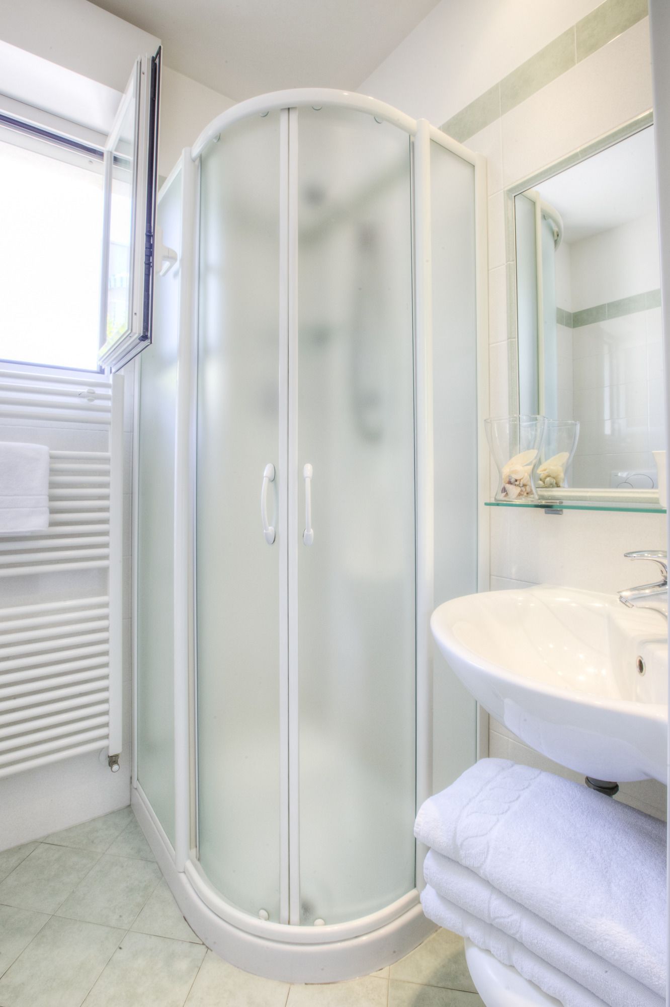 in-room safe, soundproofing, travel cot, free wifi