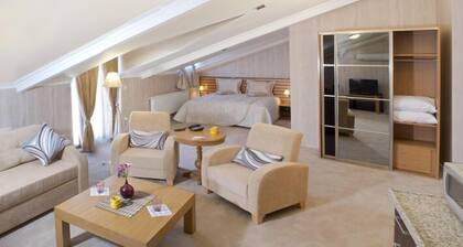 The Bosphorus Aparts