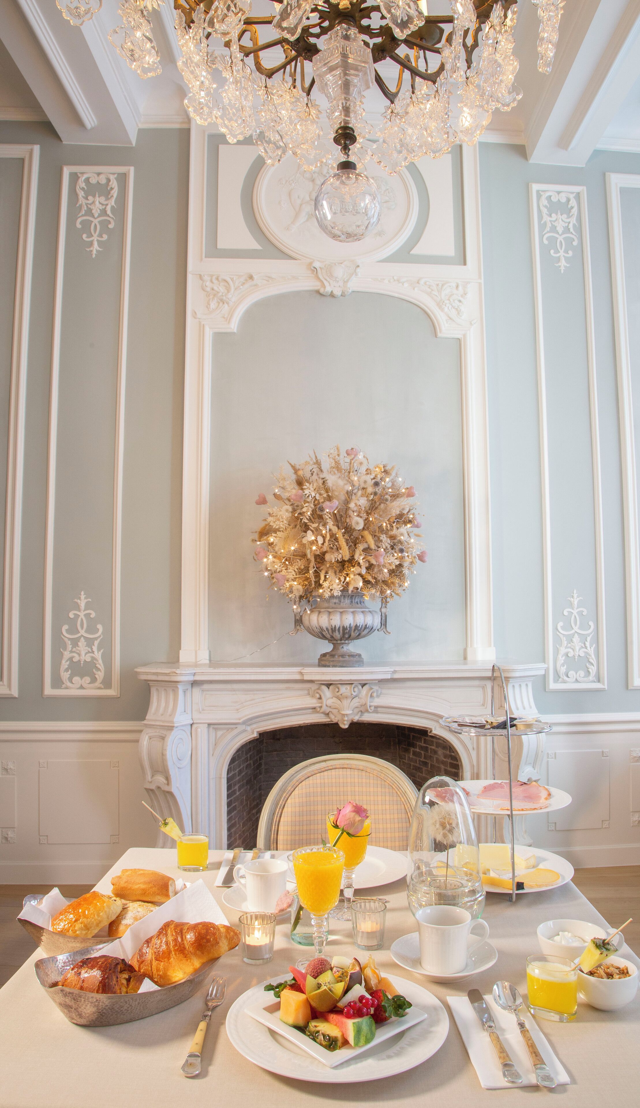 فطور أوروبي مجانًا يوميًا