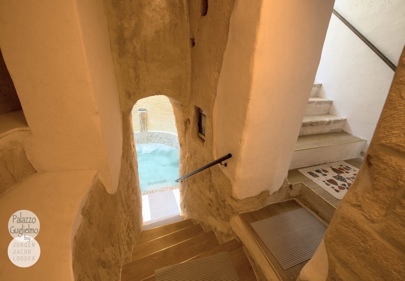 身體療程、面部療程、1 間療程室、修手甲/腳甲、按摩服務