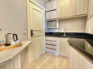 Family Room | In-room dining