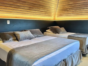 Deluxe Suite, 1 Bedroom, Kitchen | Minibar, blackout drapes, soundproofing, iron/ironing board