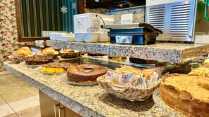 Petit déjeuner buffet compris tous les jours