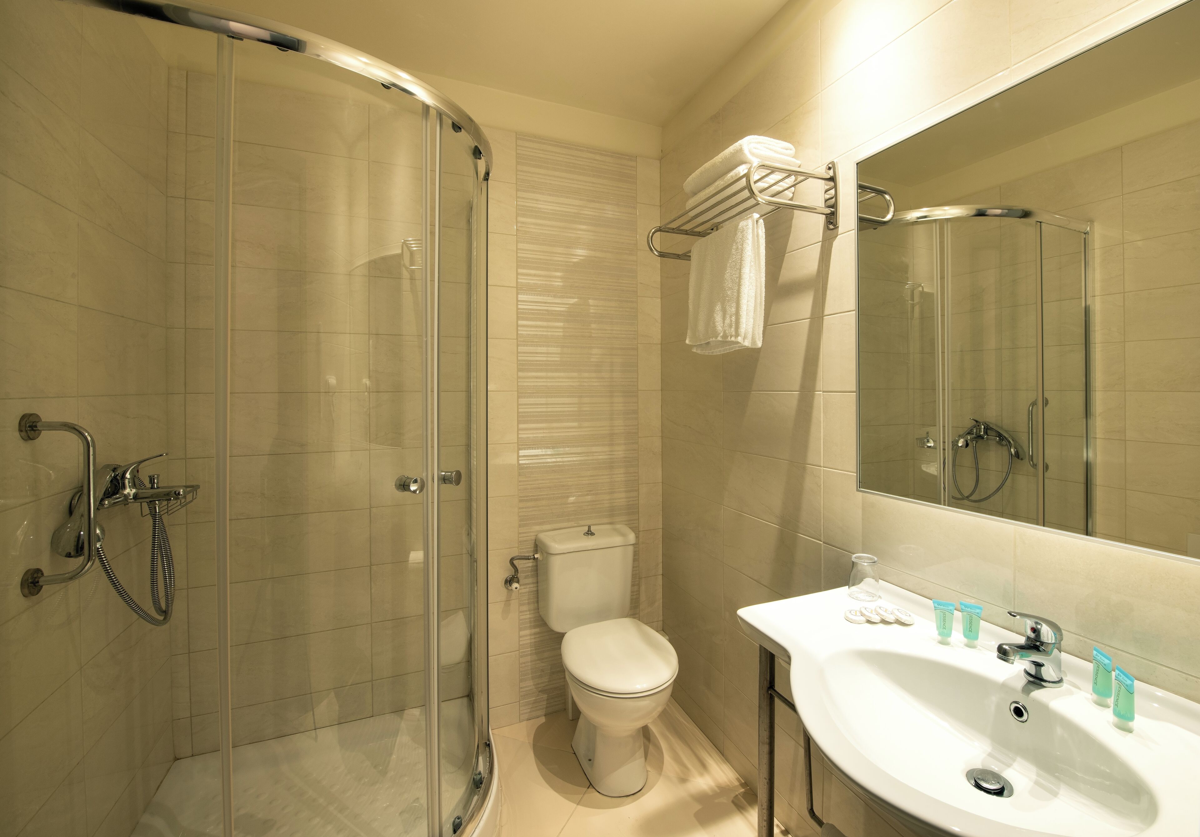 family room, garden view | bathroom | free toiletries, hair dryer, towels, soap