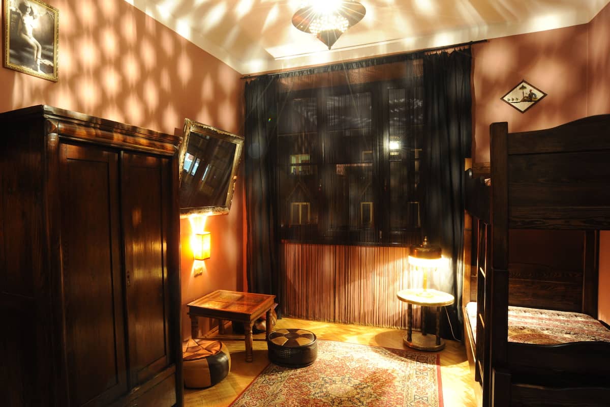 Standard Quadruple Room | In-room safe, individually decorated, individually furnished, free WiFi