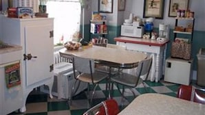 Free continental breakfast - A Sentimental Journey B&B (Gettysburg)