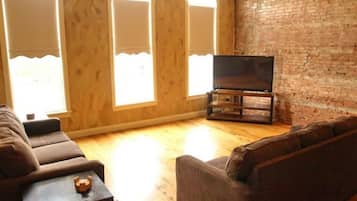 Standard Apartment, Ensuite (Master Suite) | Lounge