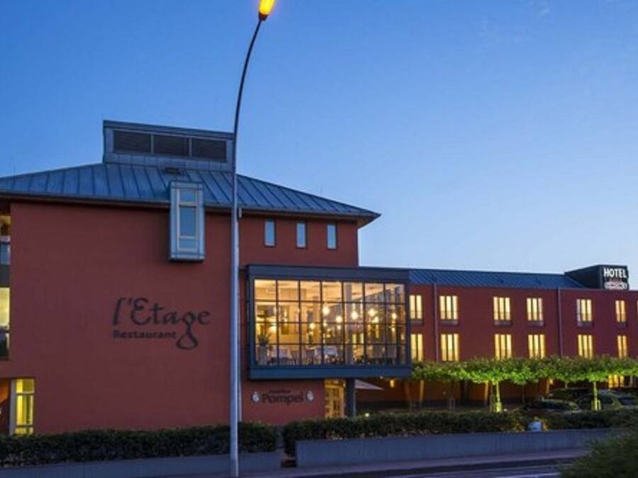 Fasade – kveld/natt