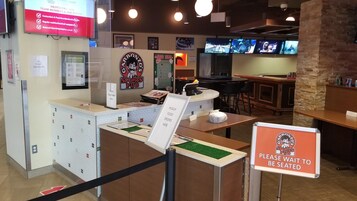 2 restaurants, breakfast, lunch, dinner served; Mediterranean cuisine