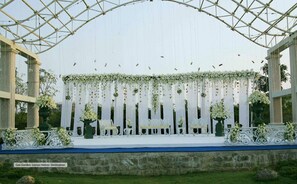 Reception hall - Lagoon Bay at Leonia (Shamirpet)