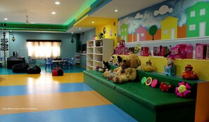 Children’s play area – indoor - Lagoon Bay at Leonia (Shamirpet)