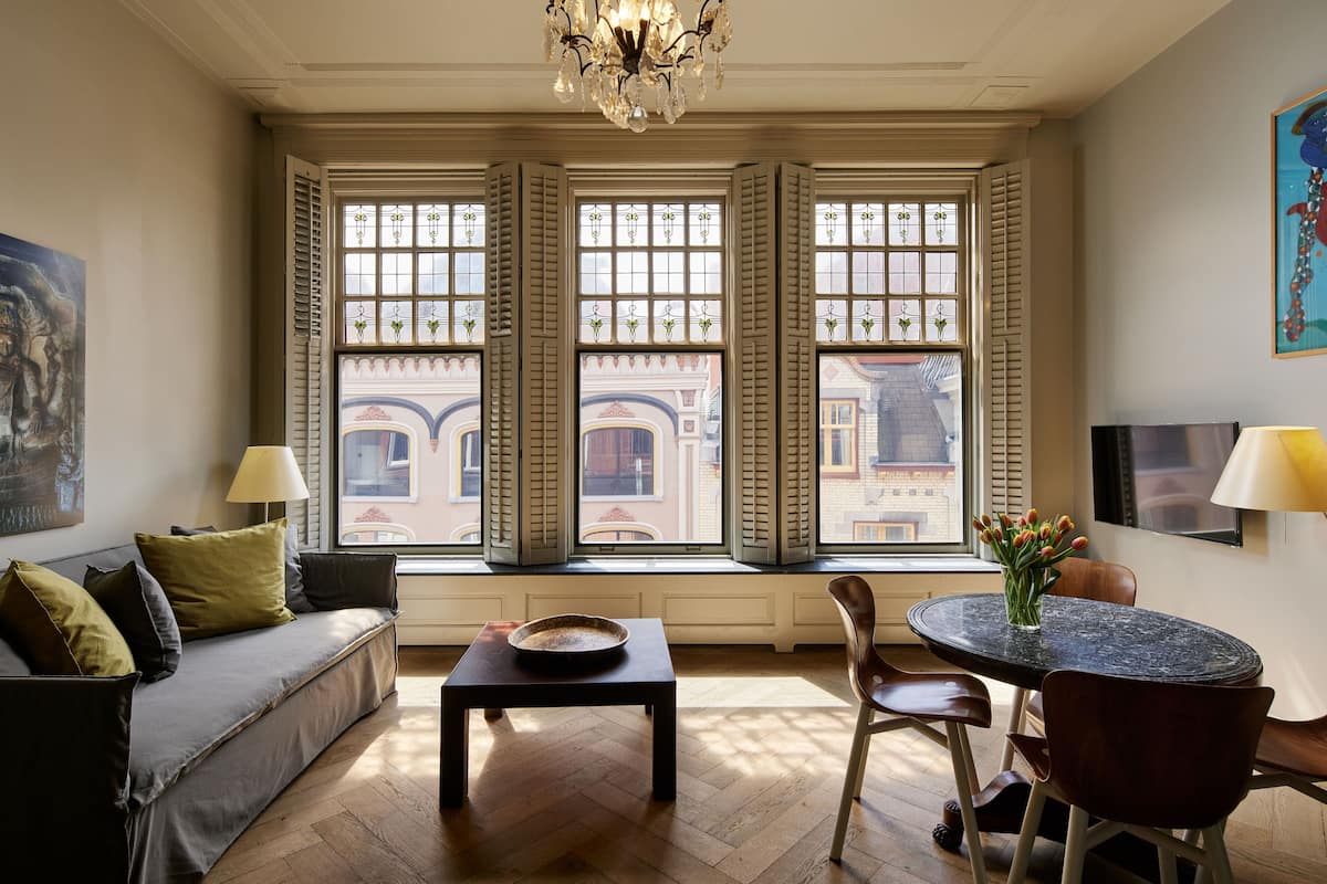 Suite monolocale City | 1 camera, una cassaforte in camera, con stile personalizzato
