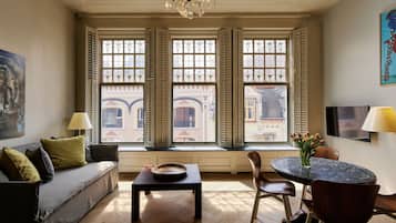 Suíte estúdio urbana | 1 quarto, cofres nos quartos, individualmente decorados