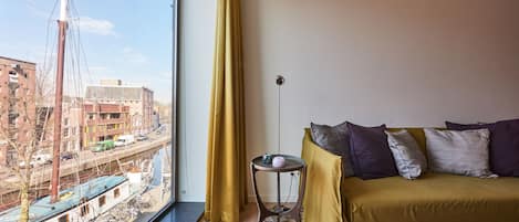 Superior Apartment | Water view