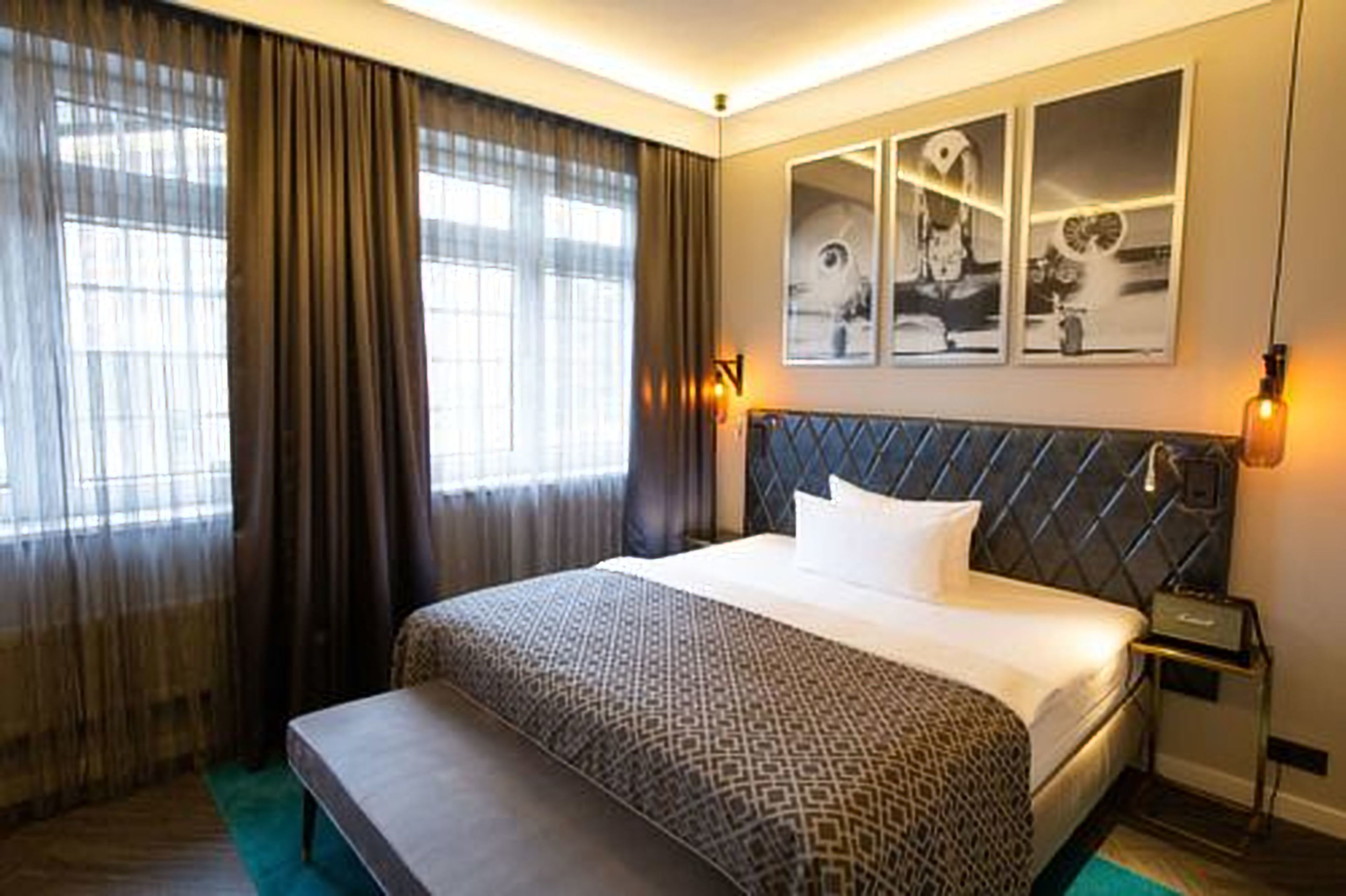 comfort double room | premium bedding, down duvets, pillow-top beds, minibar