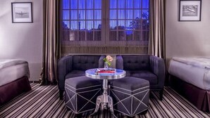 Family Room (4 People)