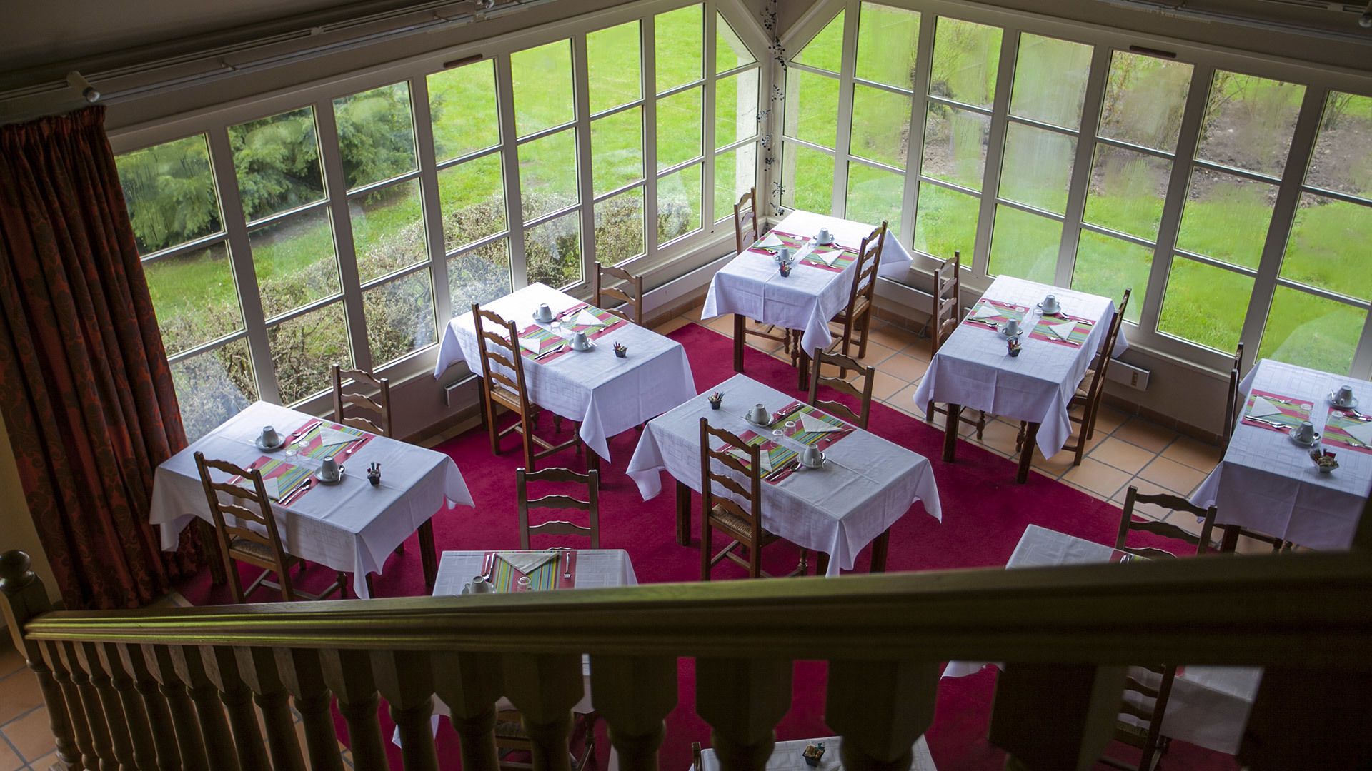 lunch and dinner served, french cuisine