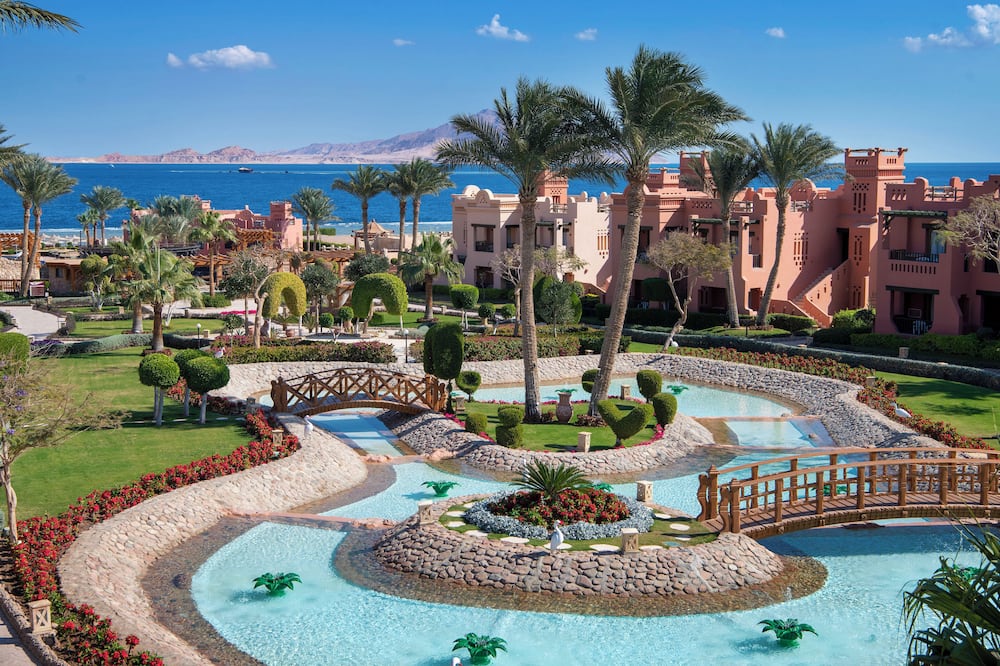 Charmillion Sea Life Resort