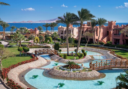 Charmillion Sea Life Resort