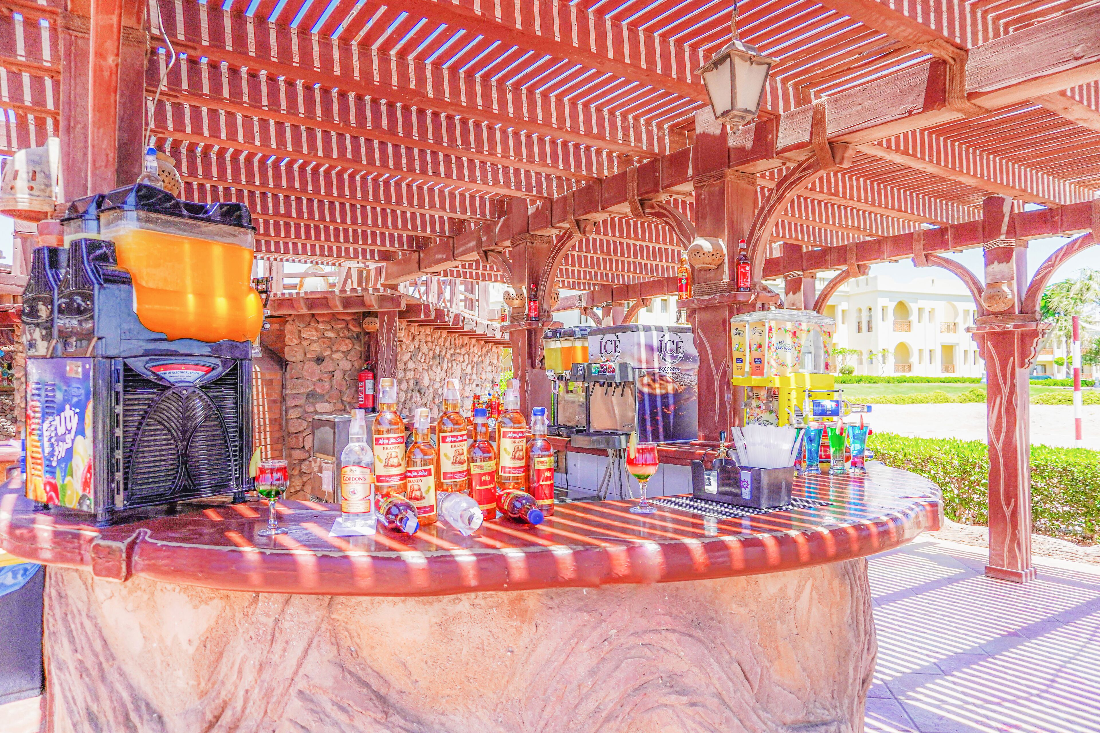 3 bars/lounges, poolside bar, beach bar