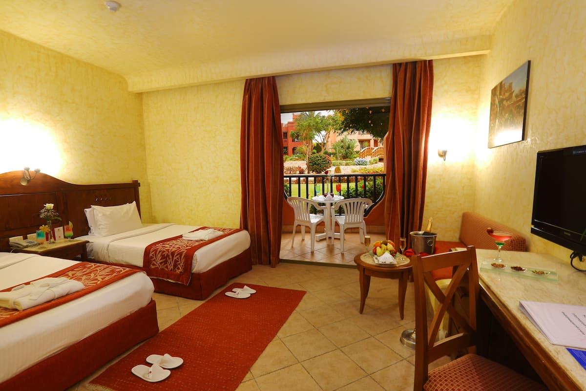 egyptian cotton sheets, in-room safe, blackout curtains, free wifi