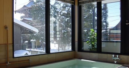 Minshuku Kuwataniya