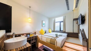 Standard Twin Room, 2 Single Beds - Bee House by Cosmos Creation-Taipei Main Station (Taipei)