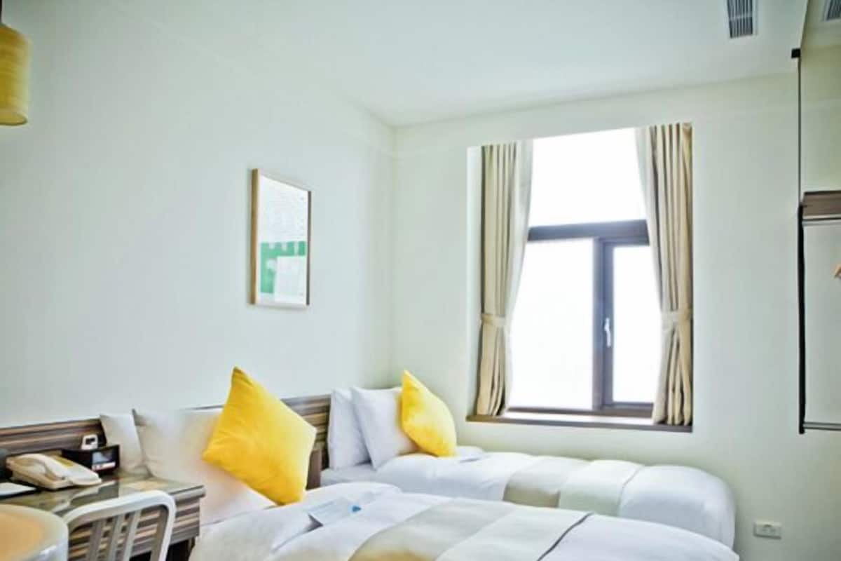 Down comforters, pillowtop beds, in-room safe, desk