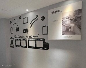 Reception - Bravo Hotel (Taichung)