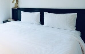 Luxury Double Room | Down duvets, desk, free WiFi