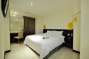 Elite Double Room - Bravo Hotel (Taichung)