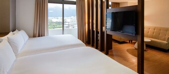 CHECK inn SELECT Hualien LinSen