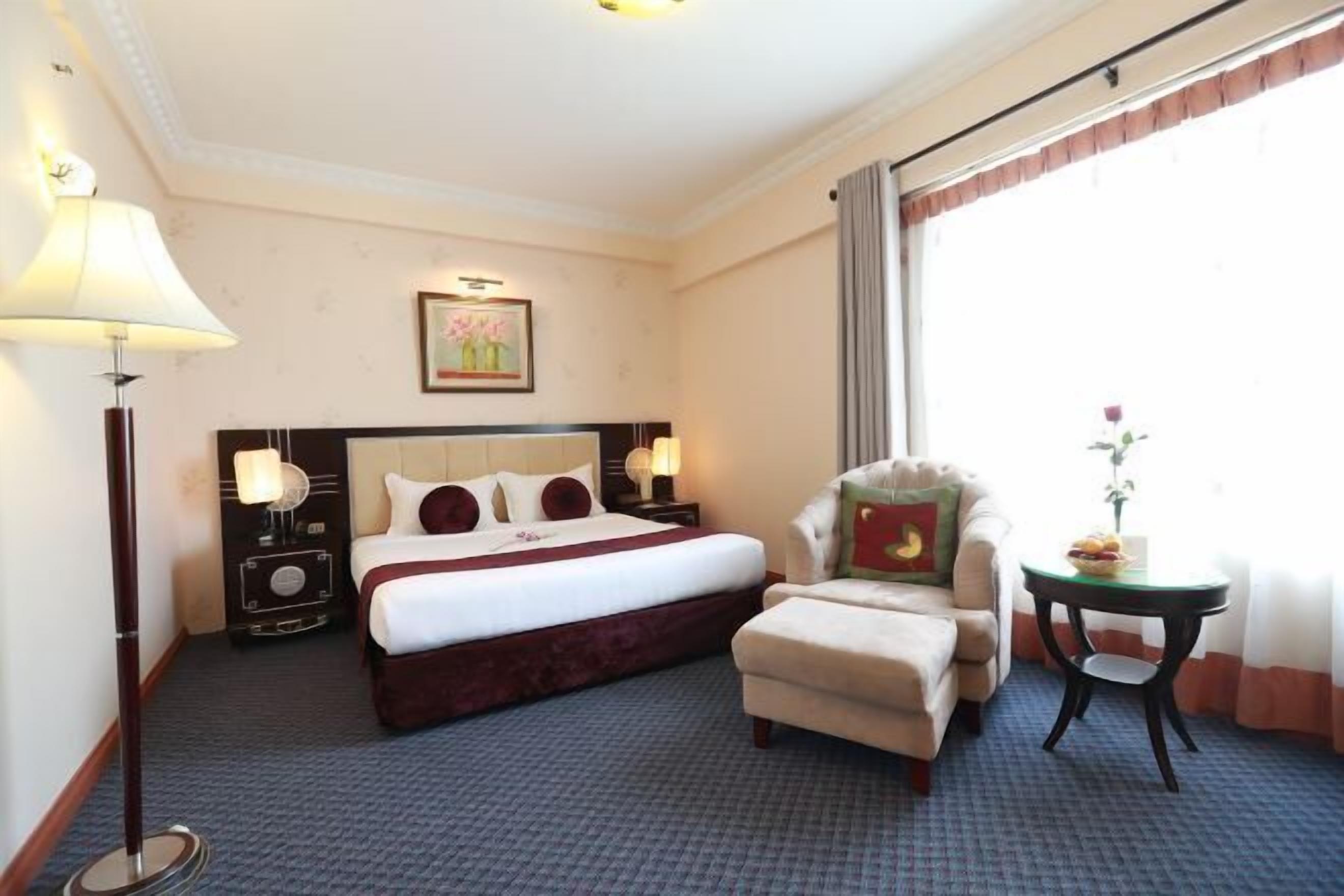 Minibar, in-room safe, desk, soundproofing